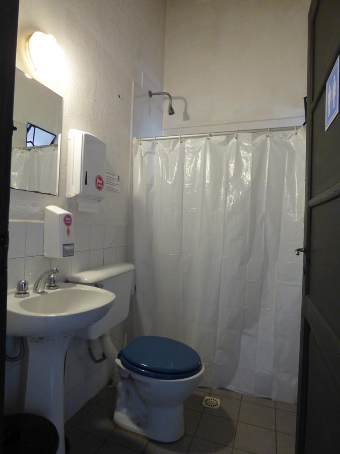 Las Rejas Hostel Salta Eksteriør billede